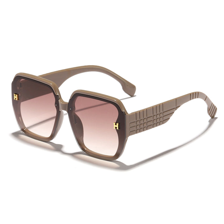 Women's fashionable sunglasses with square frame and trendy lenses Kalsten