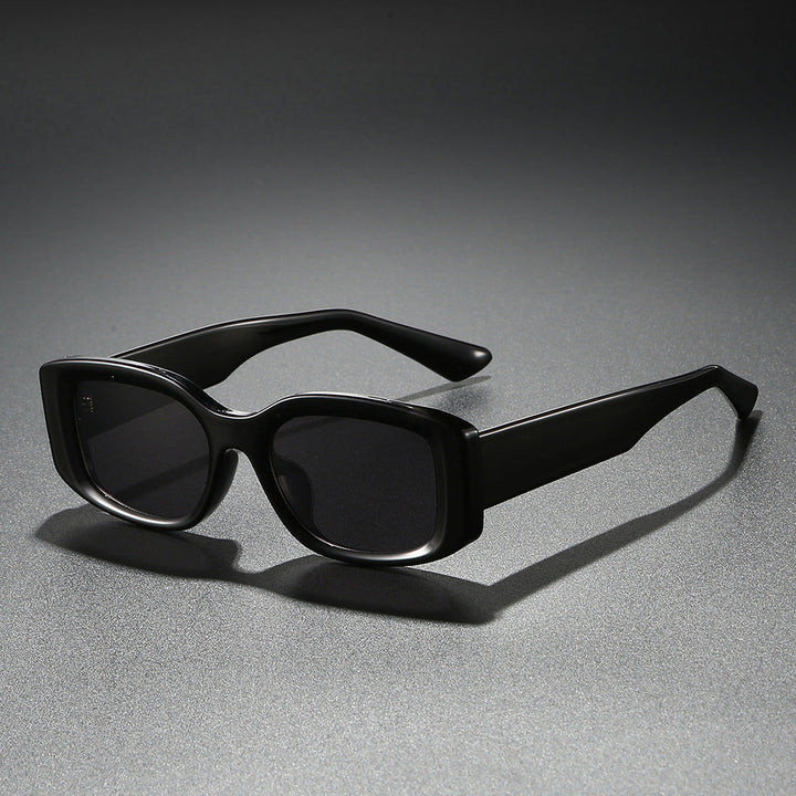 Ladies stylish sunglasses in a trendy, square frame Kalsten