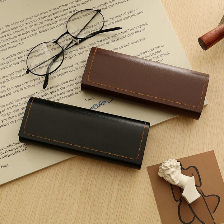 Elegant glasses case made of premium leather Kalsten