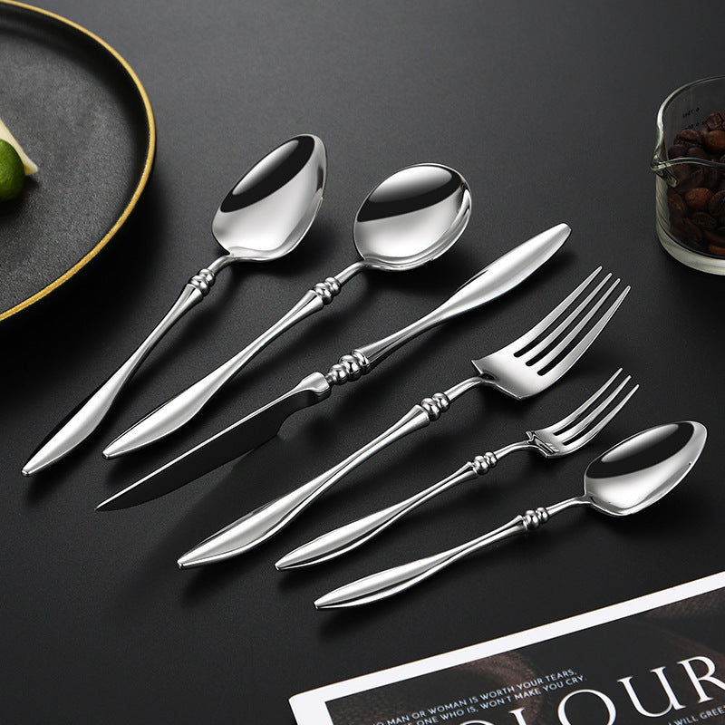 Elegant table knife with fine wave pattern Kalsten