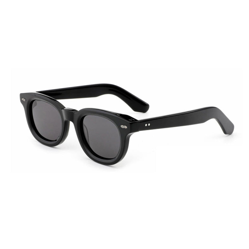Ladies retro-inspired sunglasses with wide tortoiseshell frame and harmonious lenses Kalsten