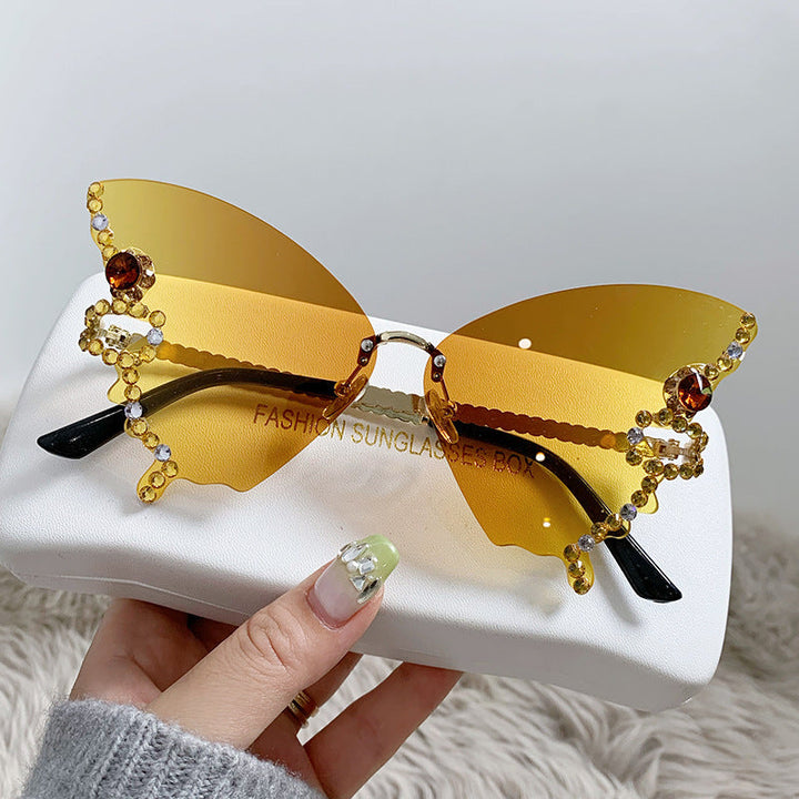 Ladies extravagantly designed sunglasses Kalsten