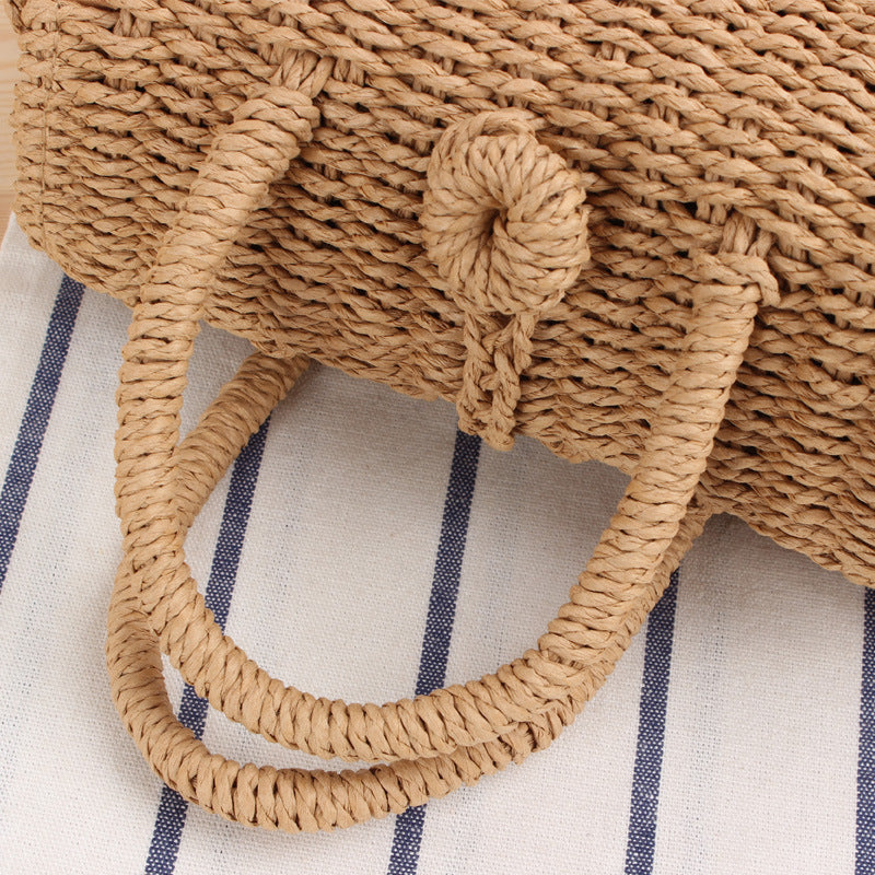 Braided shoulder bag with innovative closure Kalsten