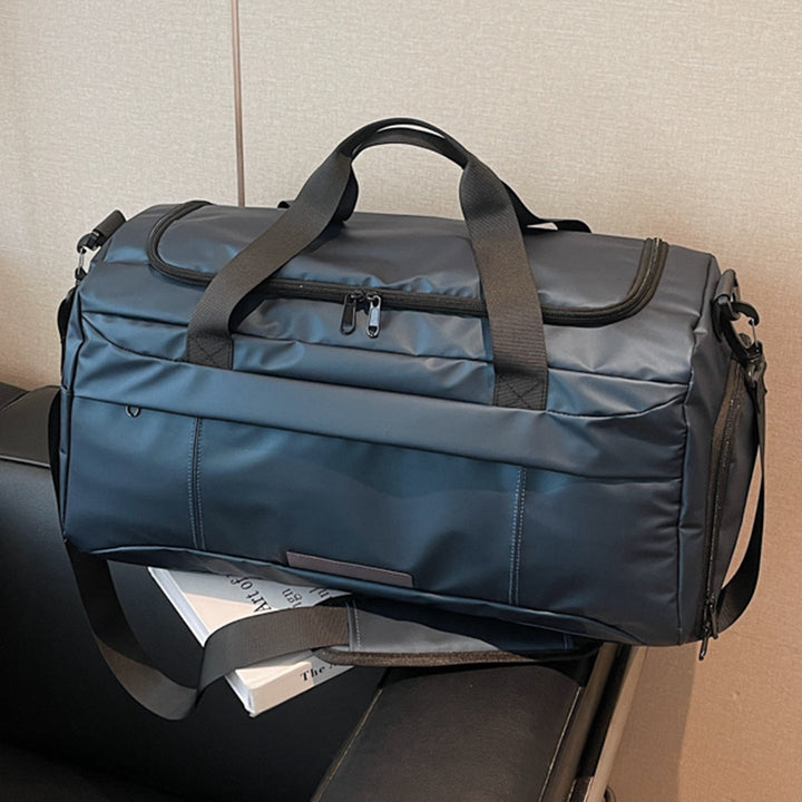 Sporty travel bag with insulated lining Kalsten