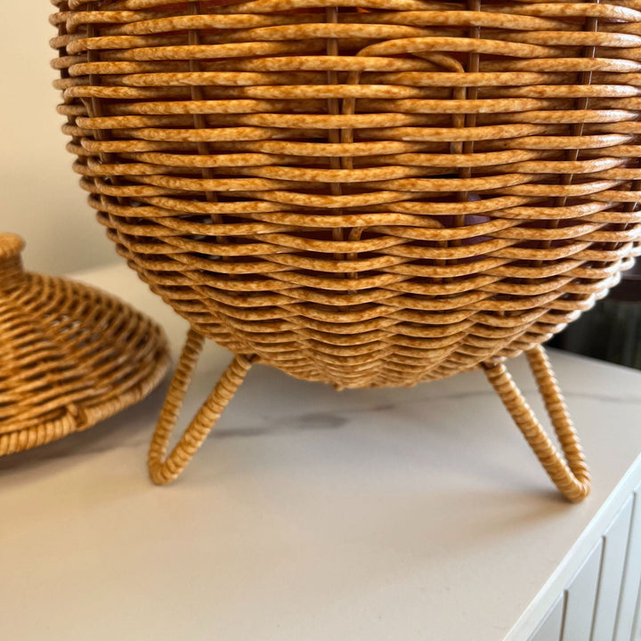 Women artfully woven storage pot Kalsten