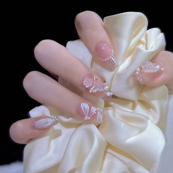Glamorous artificial nails with moon and star motif Kalsten