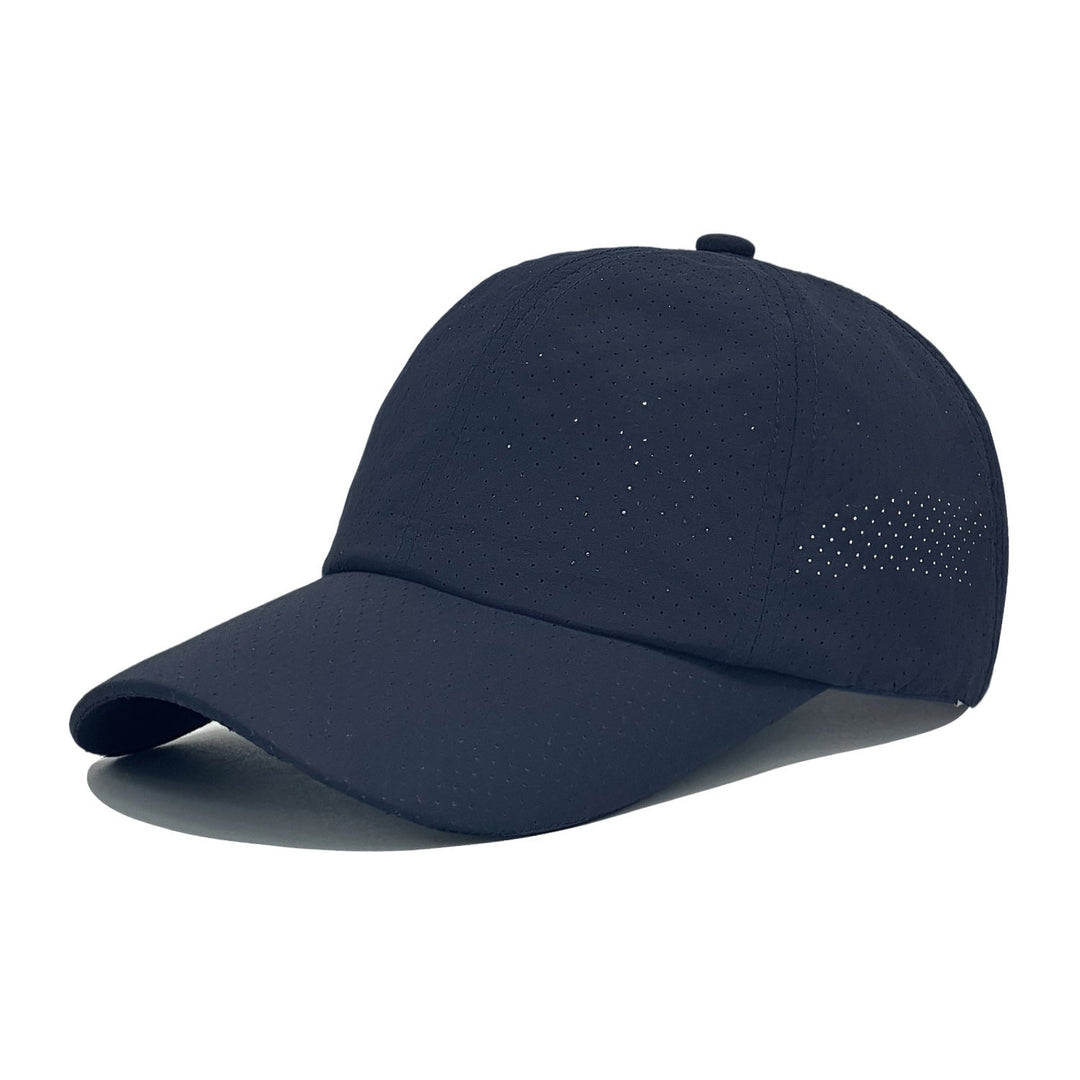 Ladies sport cap with breathable upper material Brehn