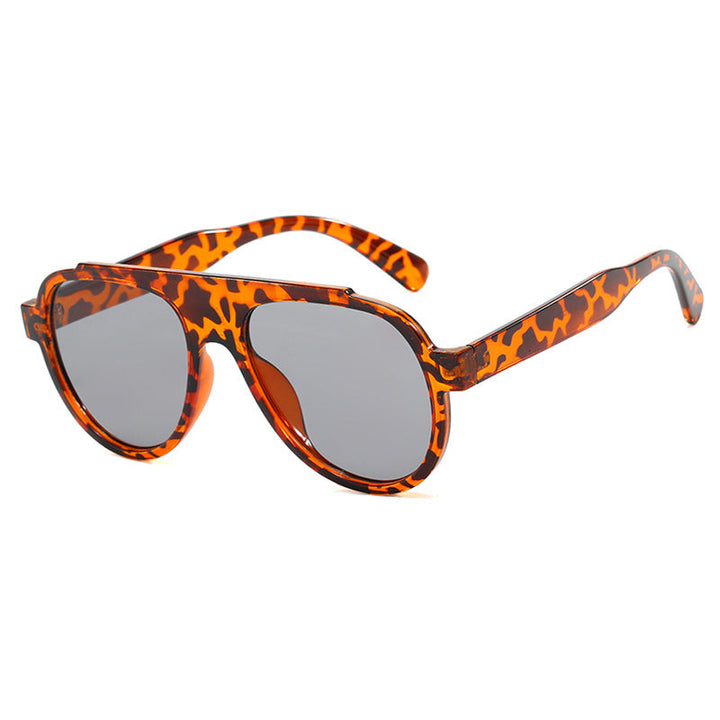 Women's stylish black sunglasses in modern design Kalsten