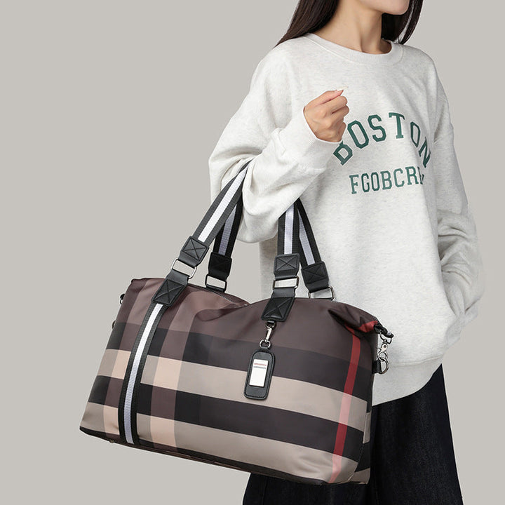 Sporty travel bag with intelligent compartment design Kalsten