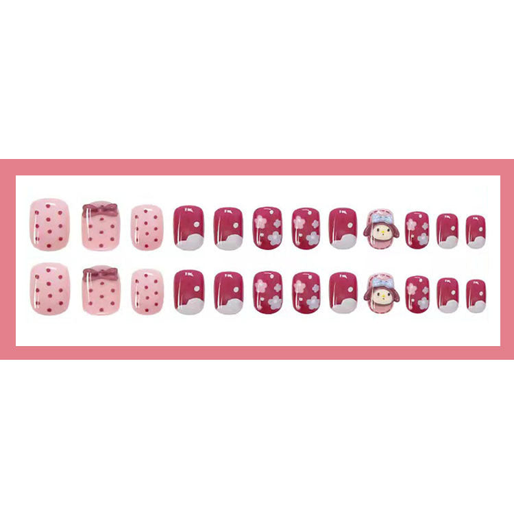 Playful artificial nails with 3D motif Kalsten