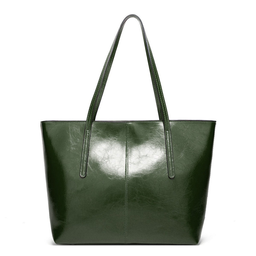 Elegant Handbag Made of High-Quality Leather Kalsten