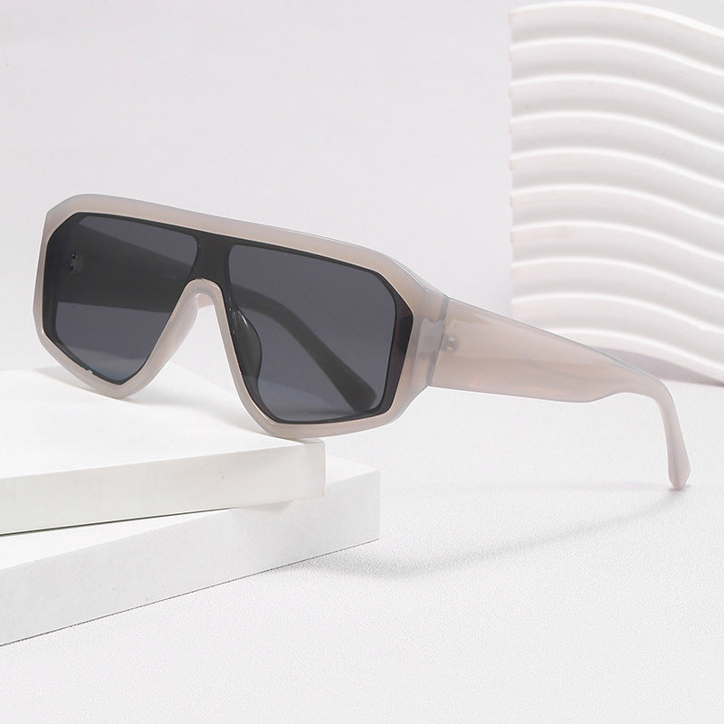 Women Fashionable Oversized Sunglasses in Futuristic Design Kalsten