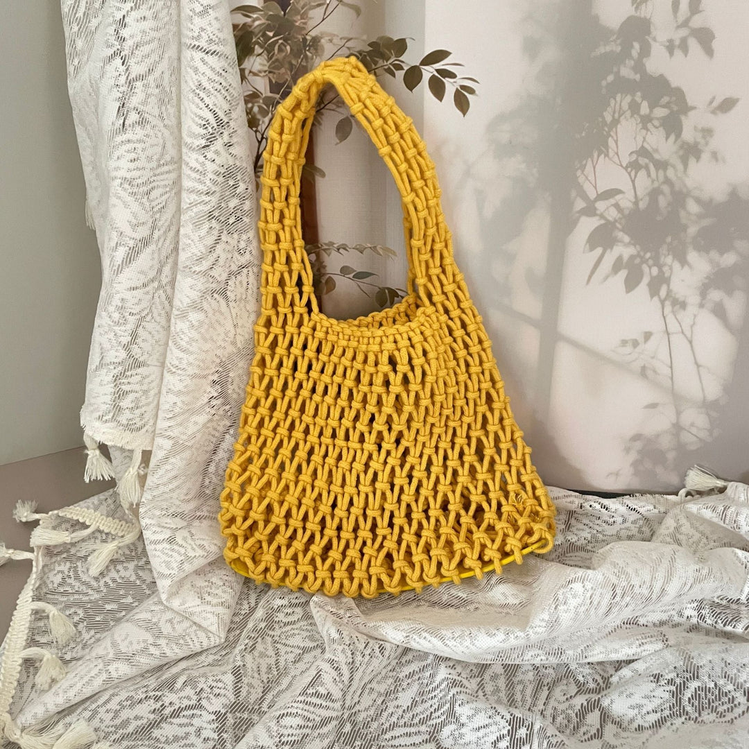 Hand-knotted tote bag in modern design Kalsten