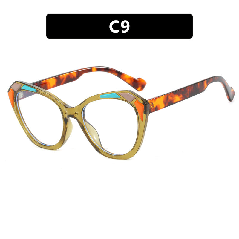Ladies Cat Eye Sunglasses with Fashionable Details Kalsten