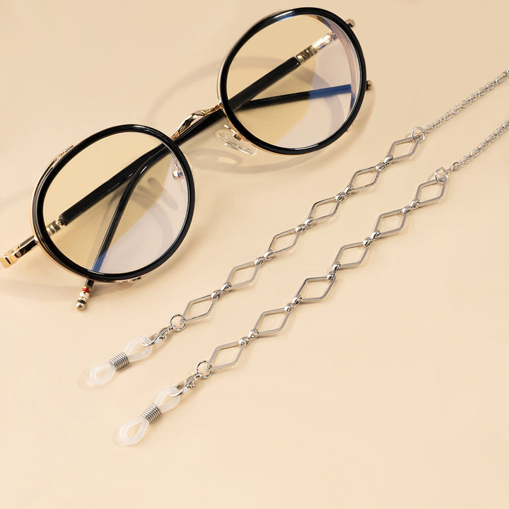 Fashion-Forward Eyewear Chain Kalsten