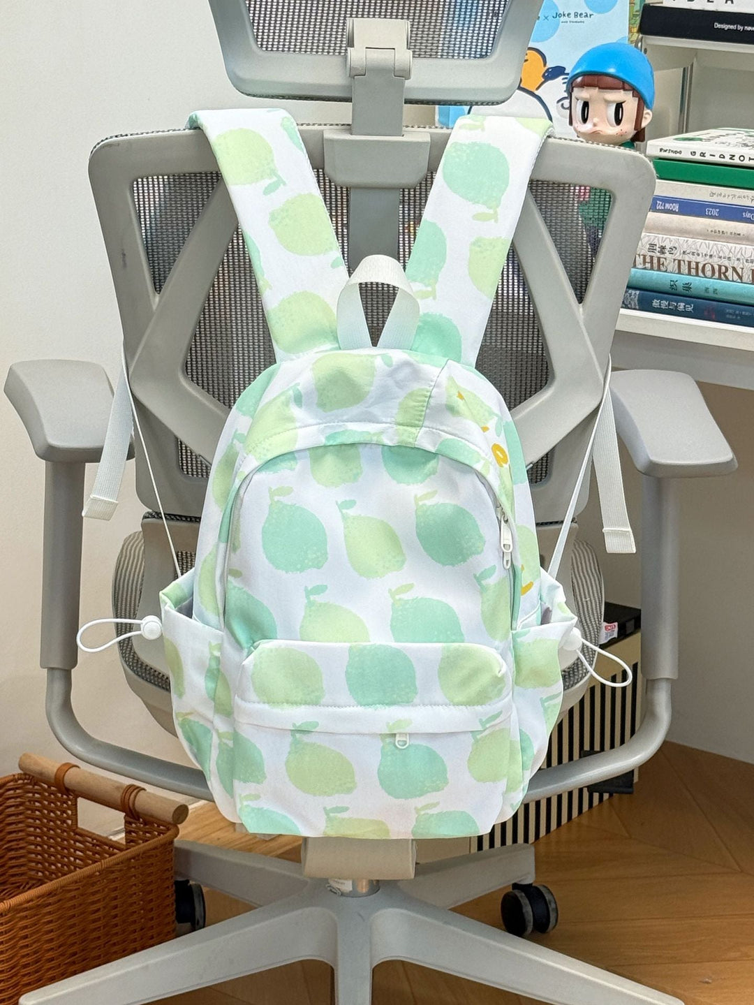 Cute Apple-Patterned School Backpack