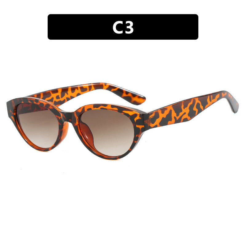 Women's Cat-Eye Sunglasses with protective UV filter and elegant frame Kalsten