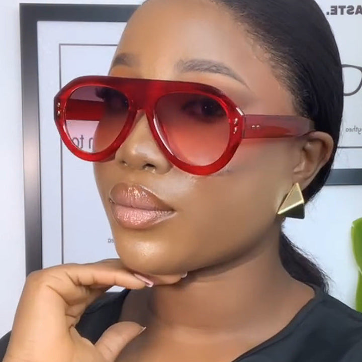 Women's fashionable sunglasses with extravagant design Kalsten