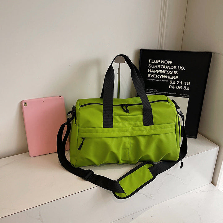 Sporty Duffel Bag with Versatile Carrying Options Kalsten