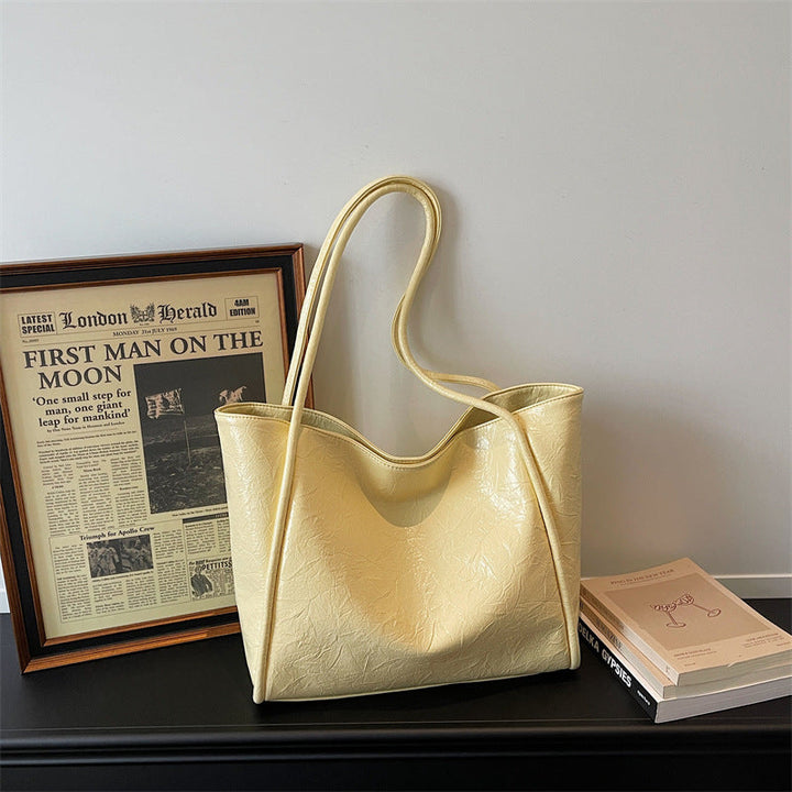 Versatile Soft-Finish Tote Kalsten