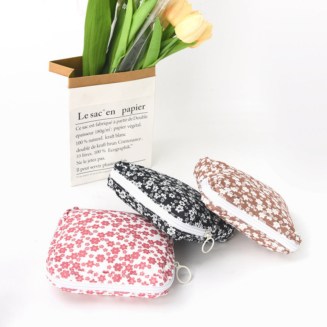 Cosmetic organizer with floral patterned design Kalsten