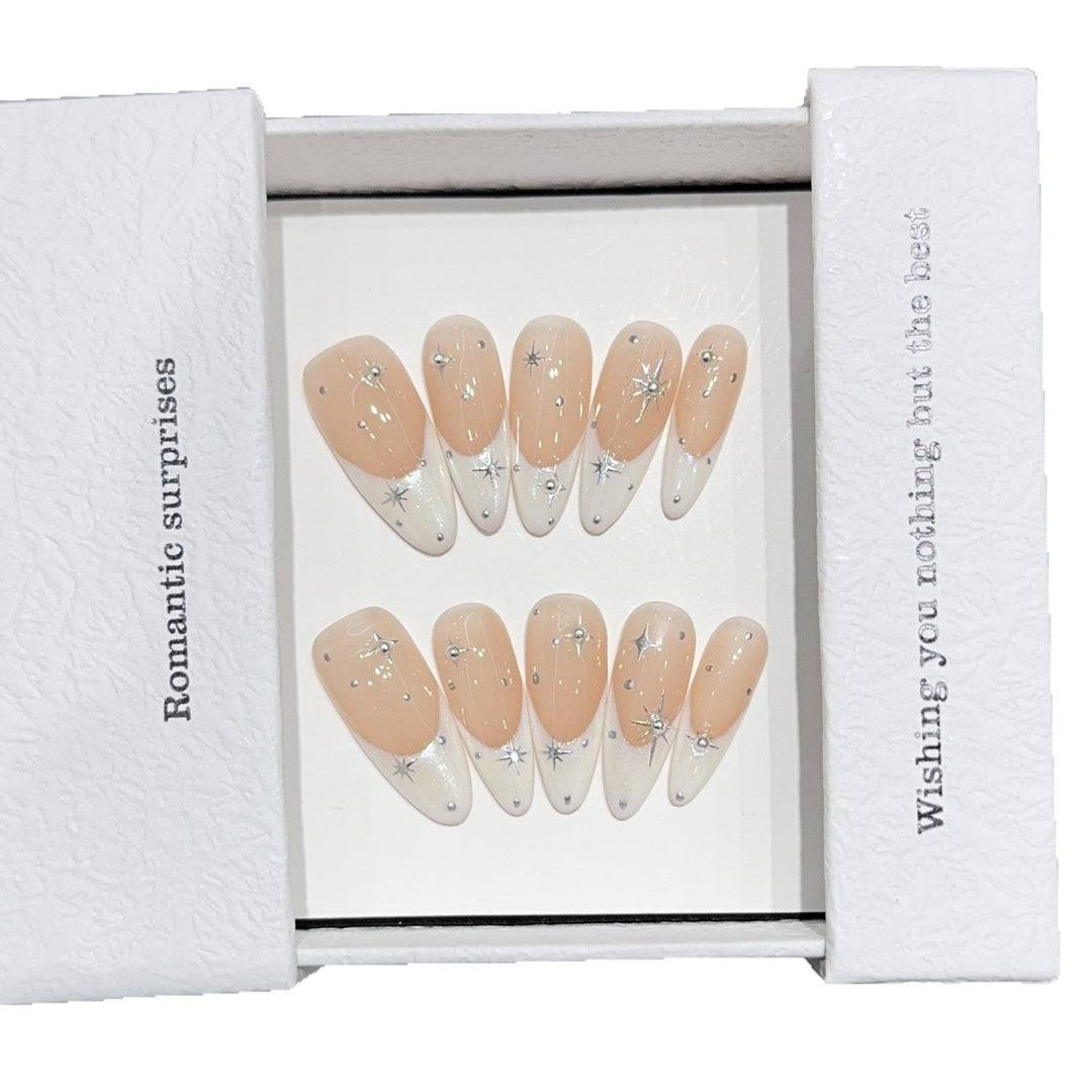 Glamorous artificial nails with romantic star pattern Kalsten
