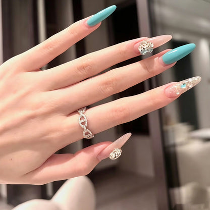Artificial nail set with sparkling glitter accents Acalora