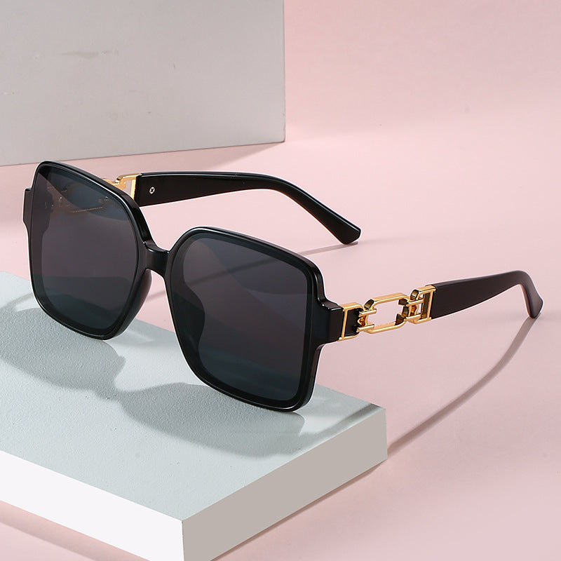 Ladies stylish square sunglasses with luxurious hinge design Kalsten