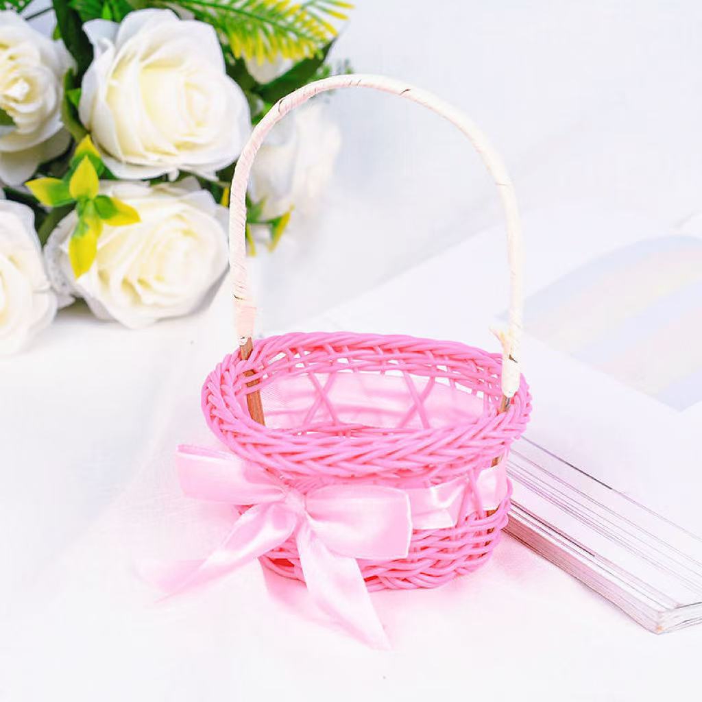 Decorative Handwoven Gift Basket Kalsten