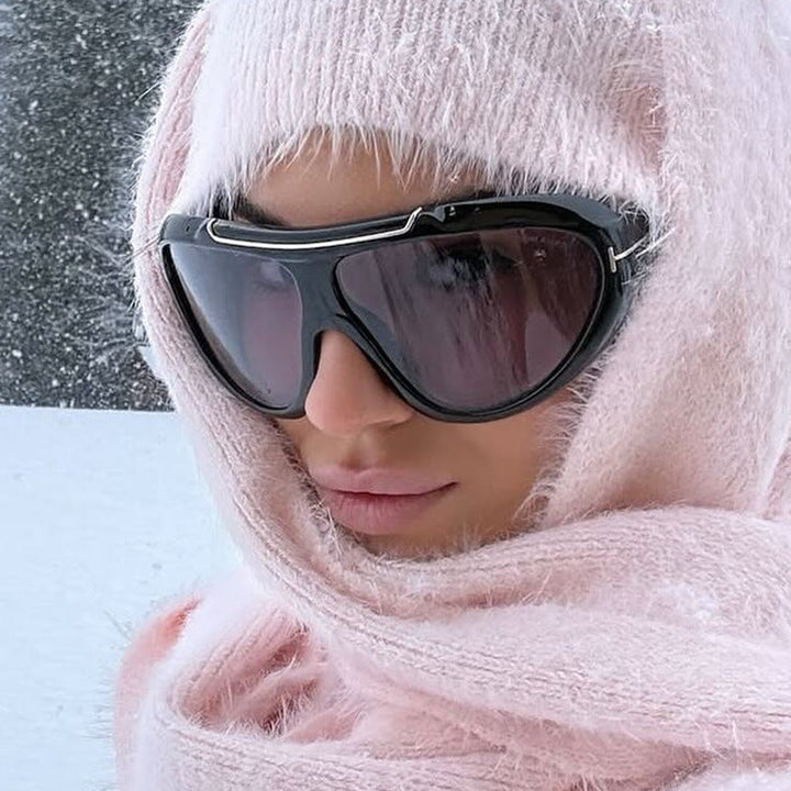 Ladies oversized sunglasses in a modern, transparent design Kalsten