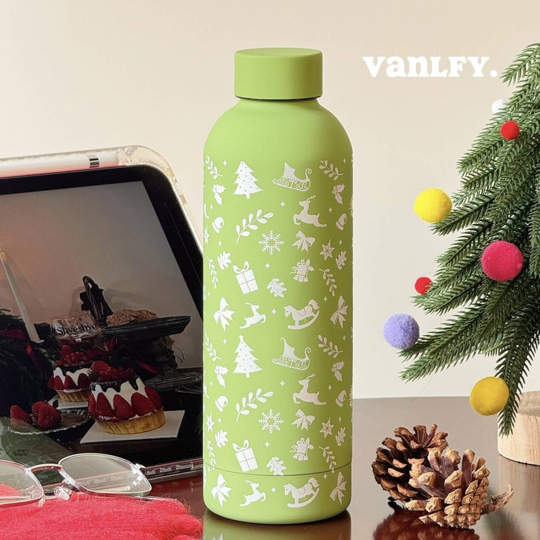 Ladies insulated drink bottle with cheerful Hello Kitty design Kalsten