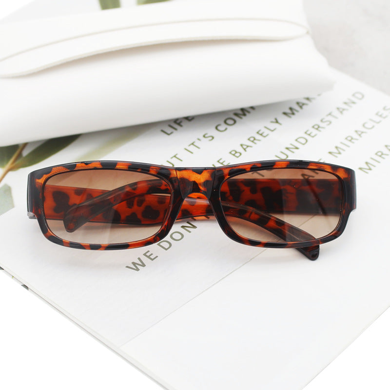 Women's fashionable sunglasses in stylish rectangular design Kalsten