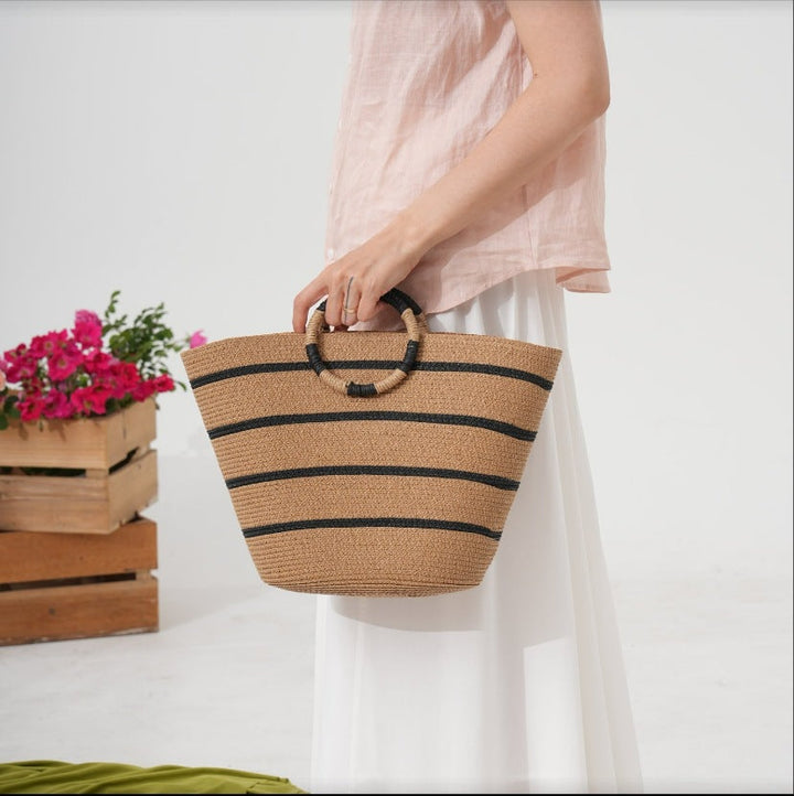 Basket bag with unique striped pattern Kalsten