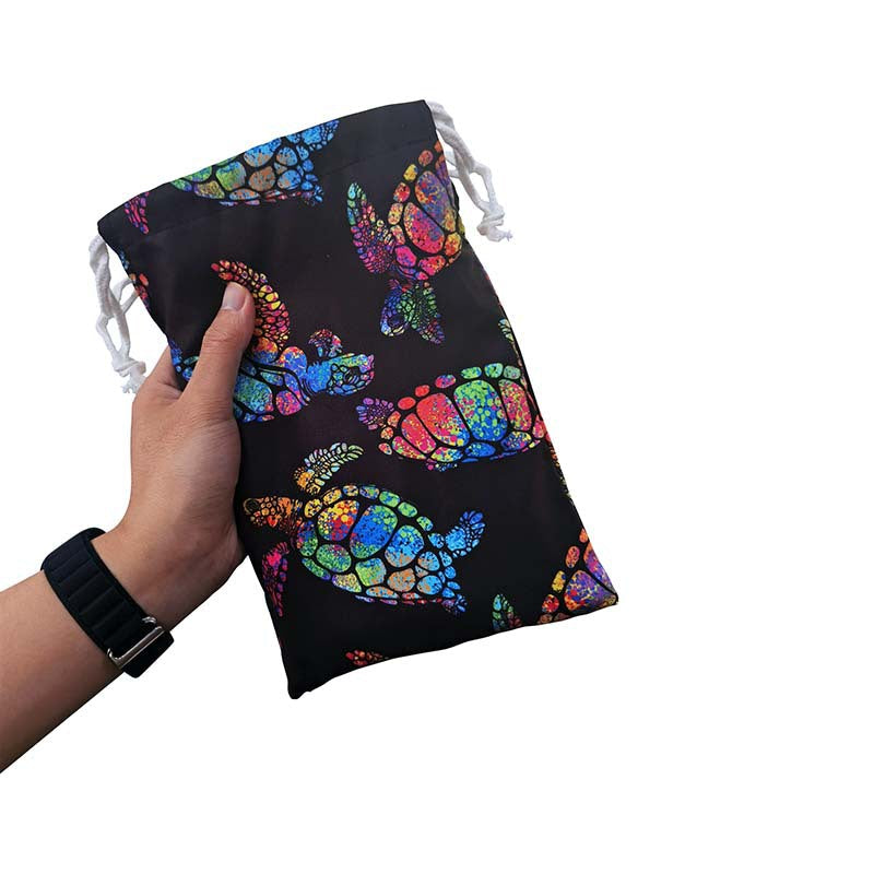 Bath towel with colorful sea turtle design Kalsten