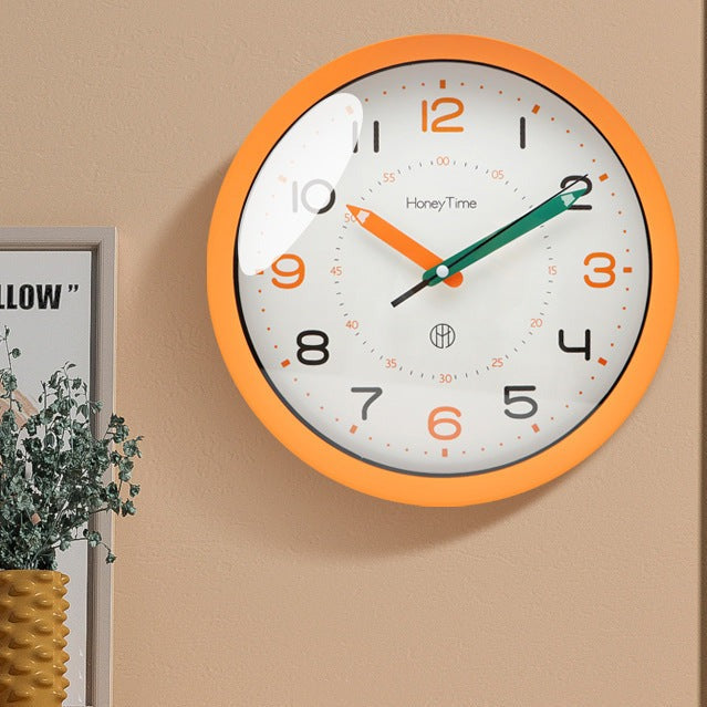 Silent Sweep - Stylish Silent Wall Clock for Children's Rooms Kalsten
