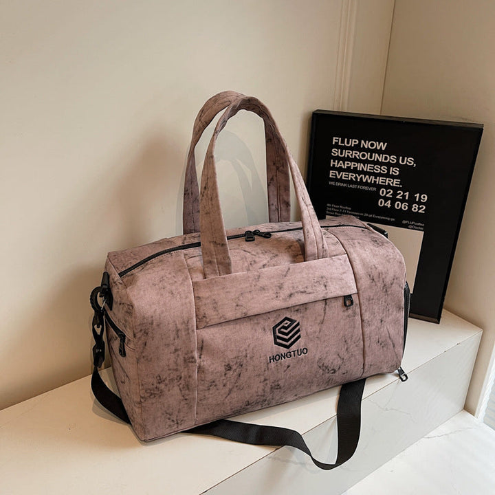 Sporty Travel Bag with Comfortable Shoulder Strap Kalsten