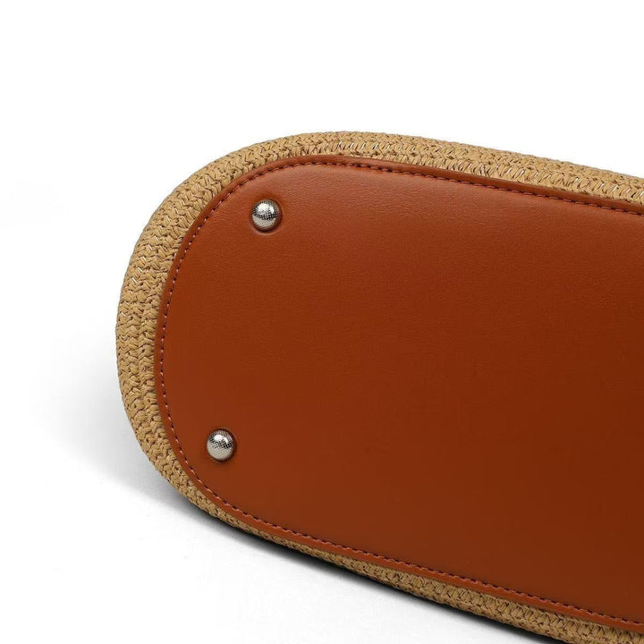 Sleek beach bag with matching sun hat Kalsten