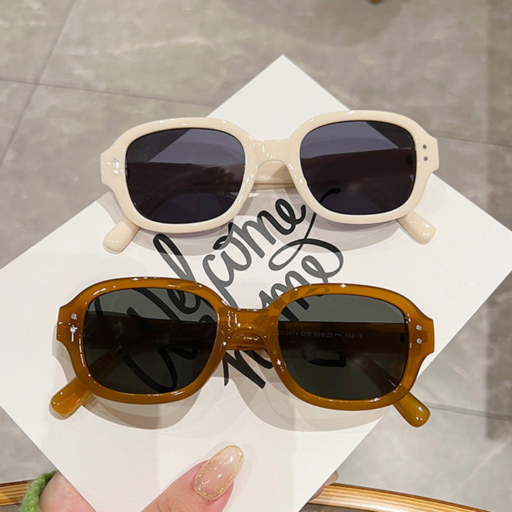Women’s fashionable sunglasses with large, square frame Kalsten