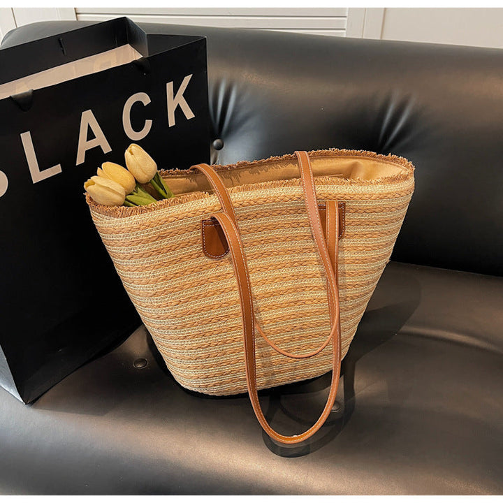 Beach bag with unique woven design Kalsten