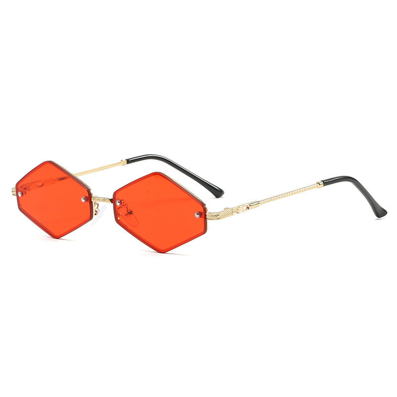 Women's Heart-Shaped Sunglasses in Trendy Design Kalsten