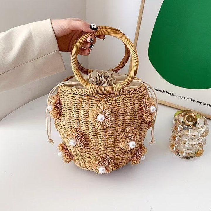 Refined handbag with pearl applications Kalsten
