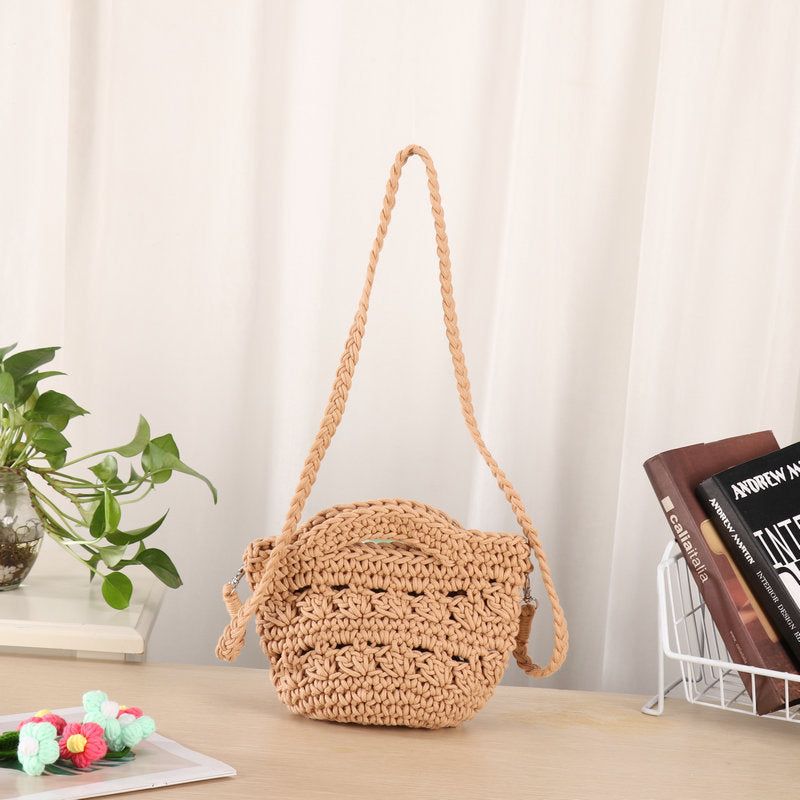 Handcrafted shoulder bag with unique knit design Kalsten