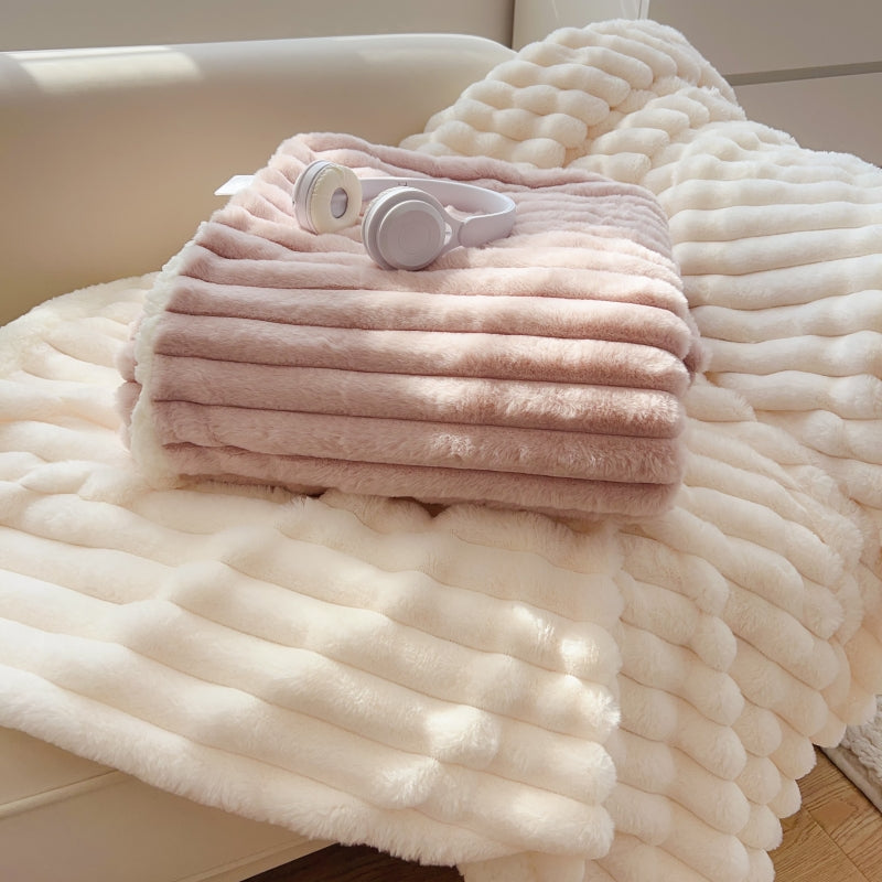 Women Super Soft Plush Blanket with 3D Structure Kalsten