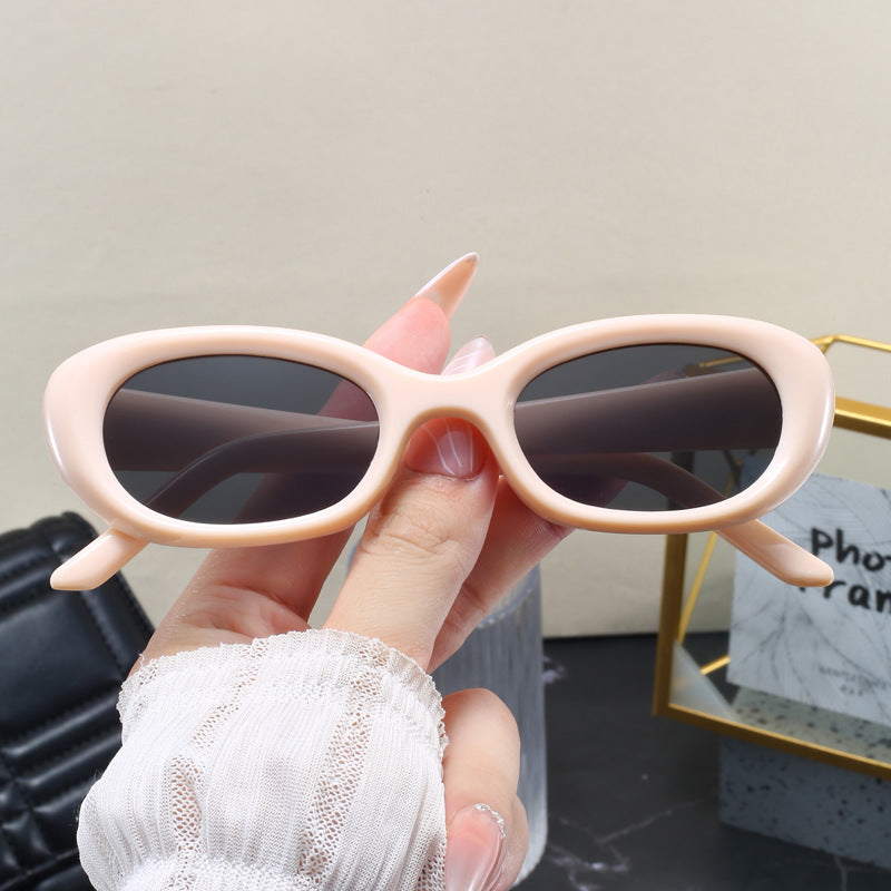 Women's fashionable sunglasses with oval design and UV protection Kalsten