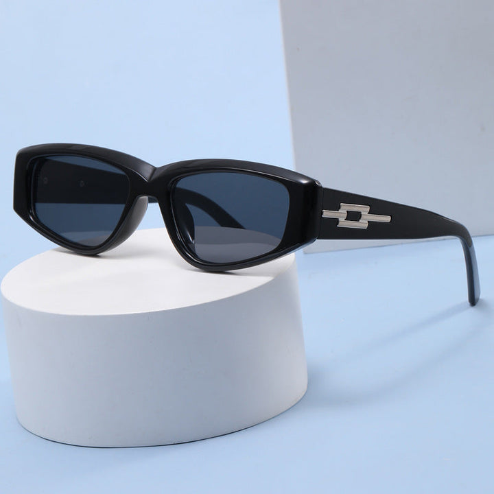 Women's fashionable sunglasses with elegant frame decoration Kalsten