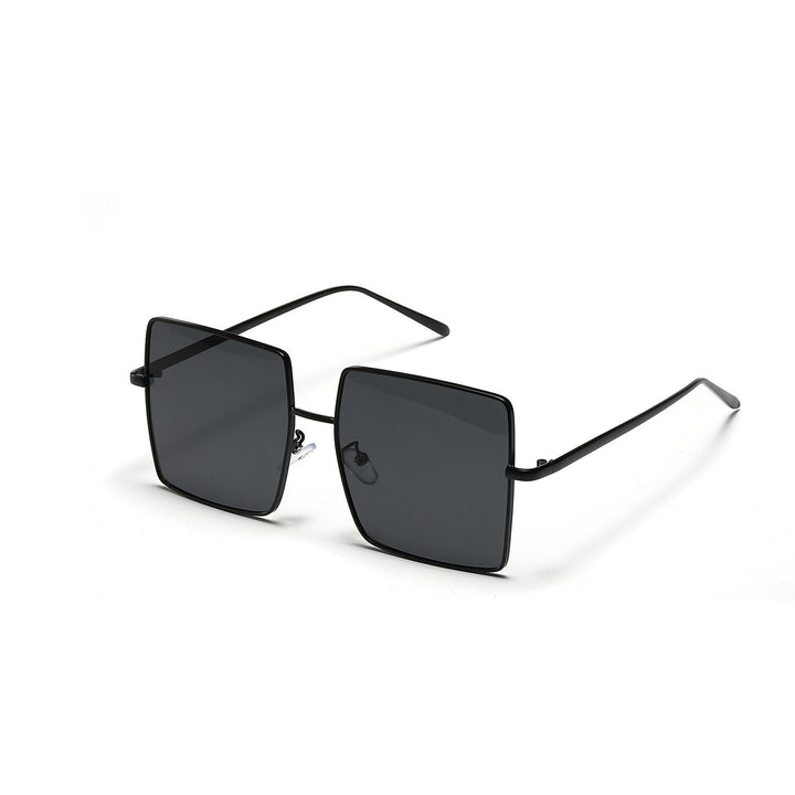 Women's Square Sunglasses with an Elegant Frame Construction Kalsten
