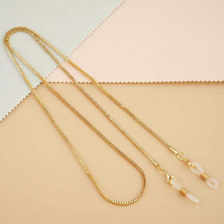 Sleek Metal Eyewear Chain Kalsten