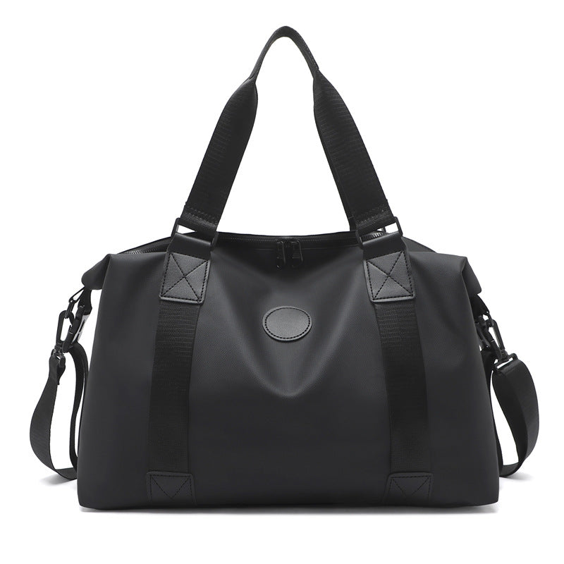 Sporty travel bag with sealed zipper and adjustable shoulder strap Kalsten