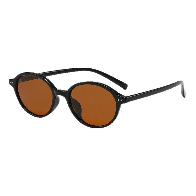 Ladies sunglasses in trendy, geometric design Kalsten