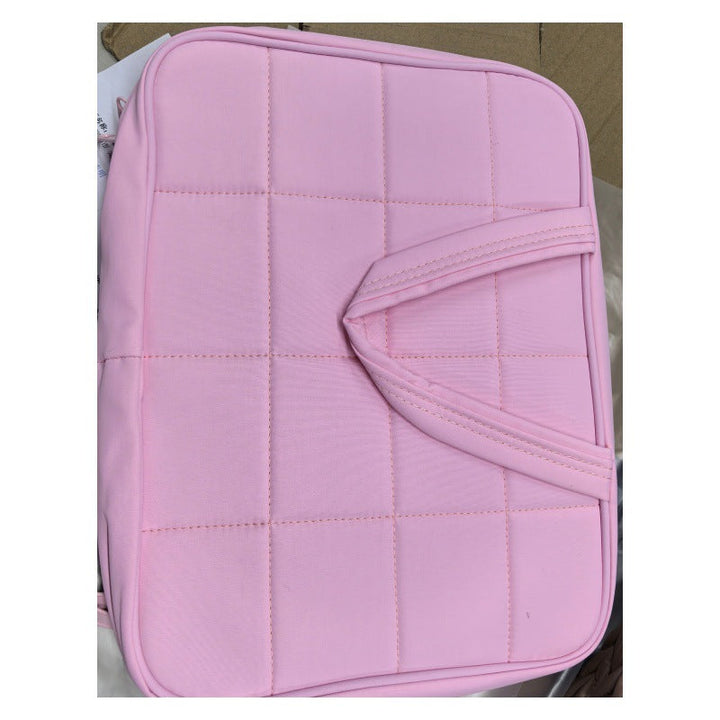 Padded cosmetic organizer bag with practical hanging system Kalsten